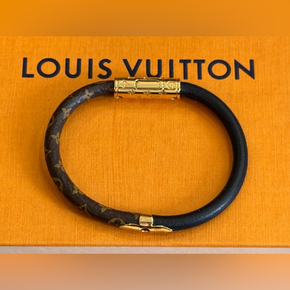Louis Vuitton Daily Confidential Bracelet